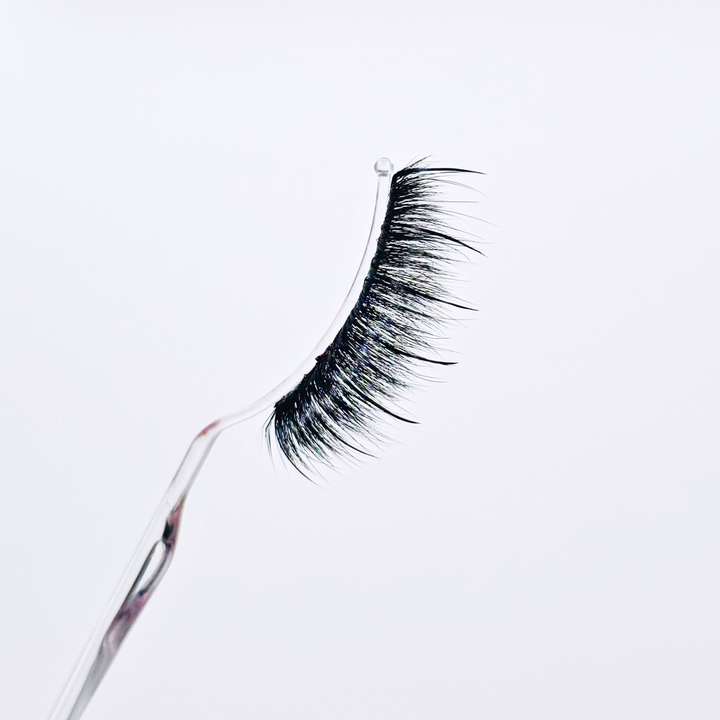 Fluffy volume wispy eyelashes